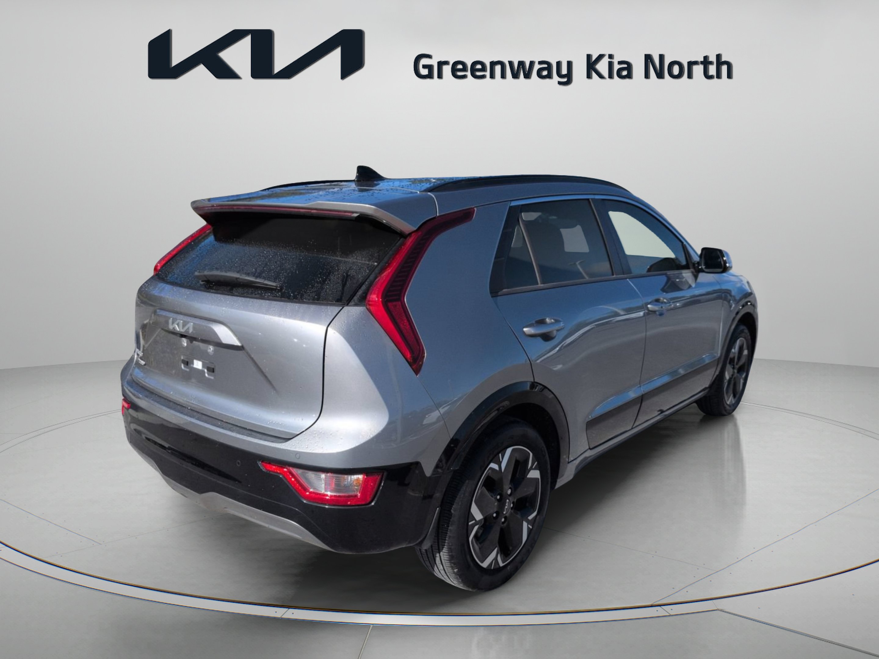 Certified Used 2023 Steel Gray Kia Wind image 8