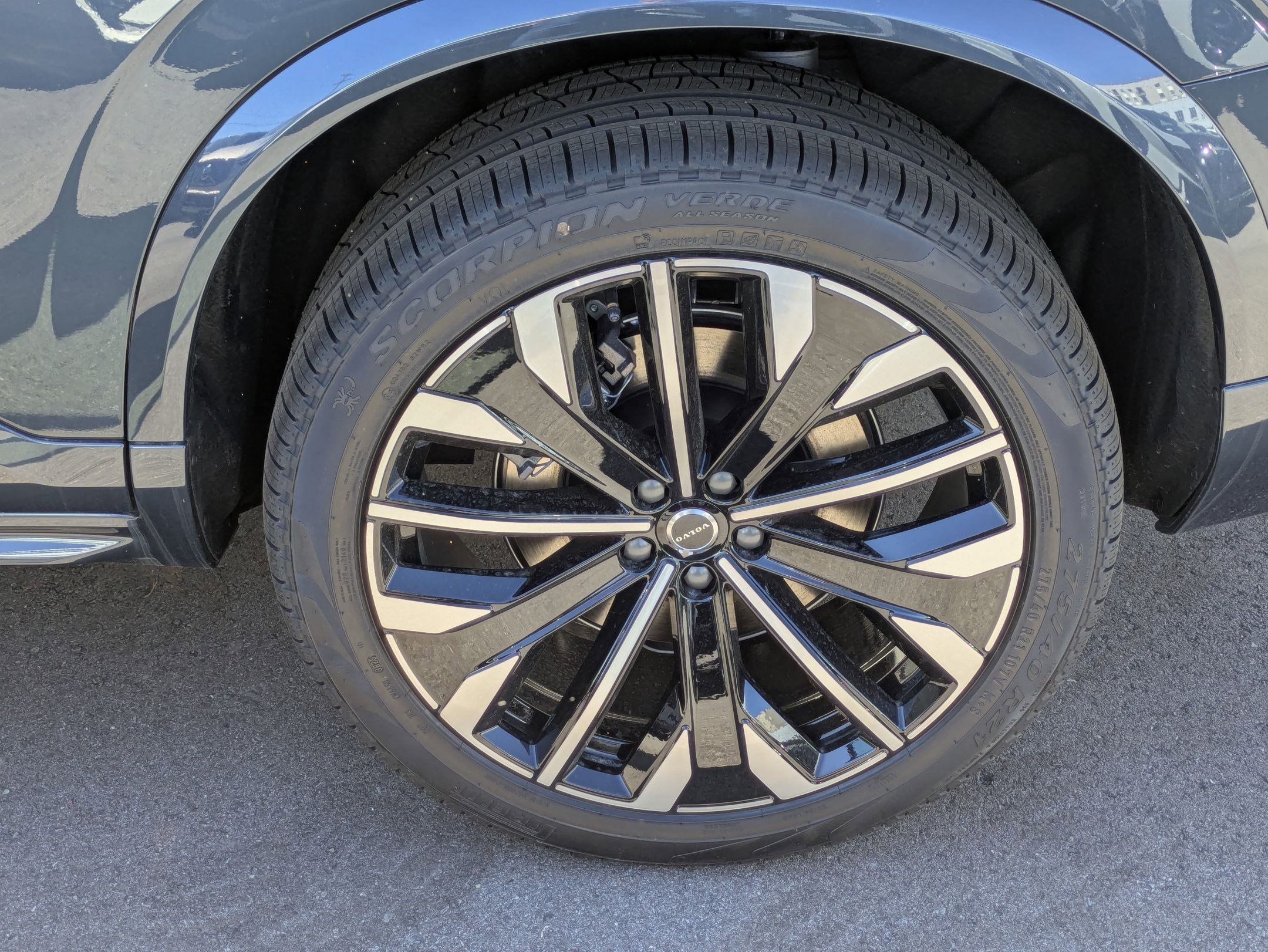 New 2026 Denim Blue Volvo Ultra Dark Theme image 15