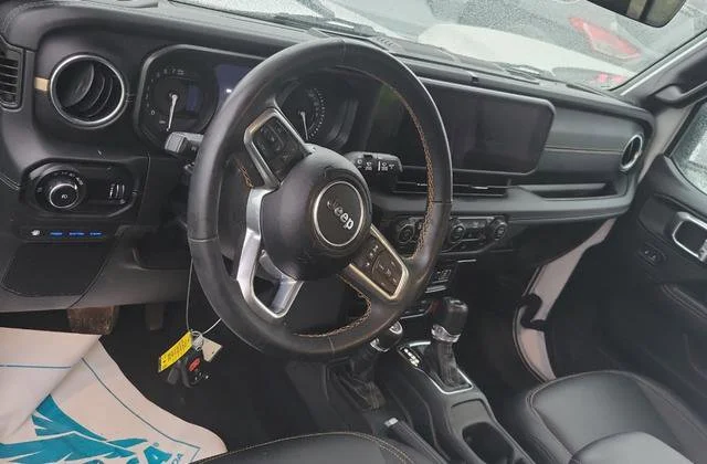 1C4RJXP61RW115630