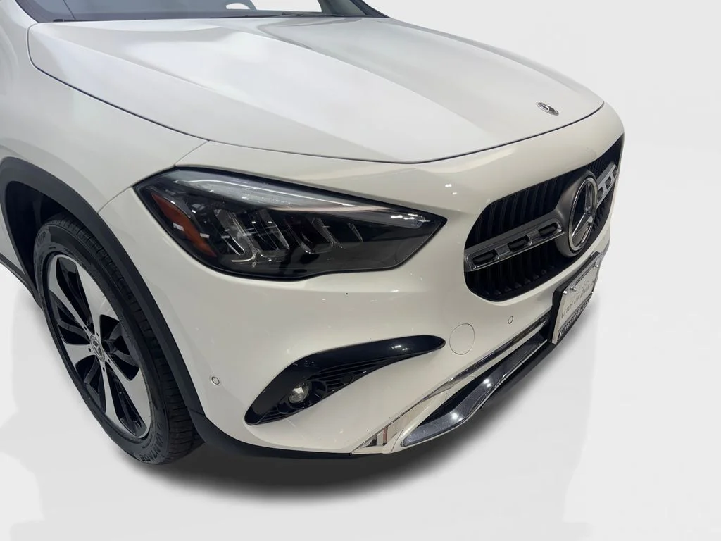 Used 2025 White Mercedes-Benz GLA 250 image 17