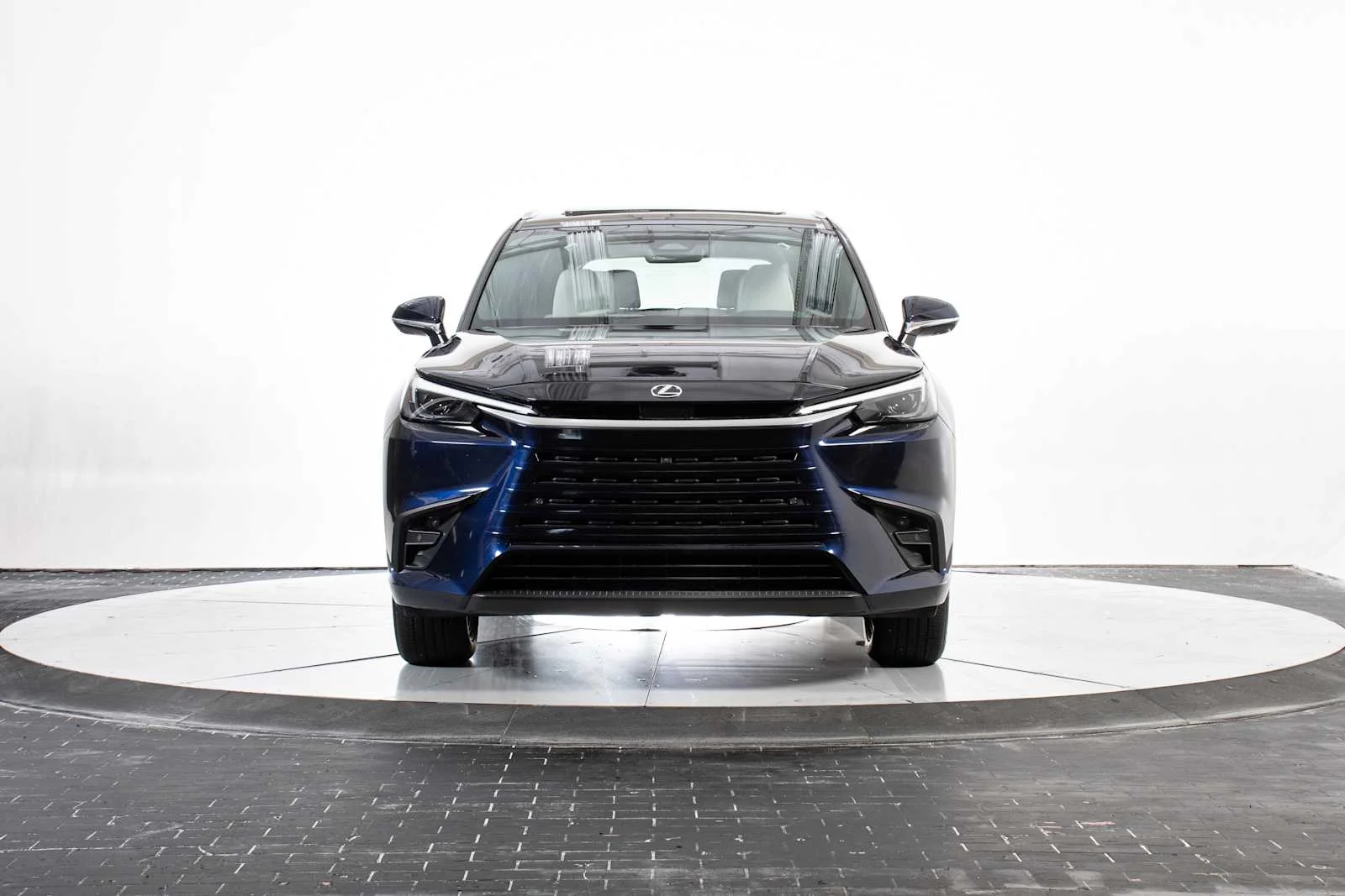 Used 2025 Nightfall Mica Lexus Premium image 8