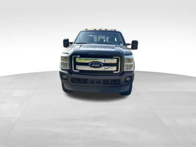 Used 2016 Green Ford King Ranch image 2