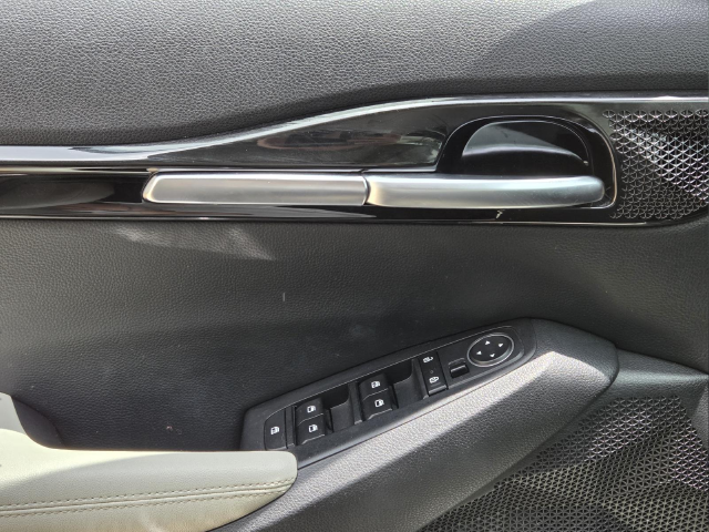 Used 2021 Black Kia EX image 23