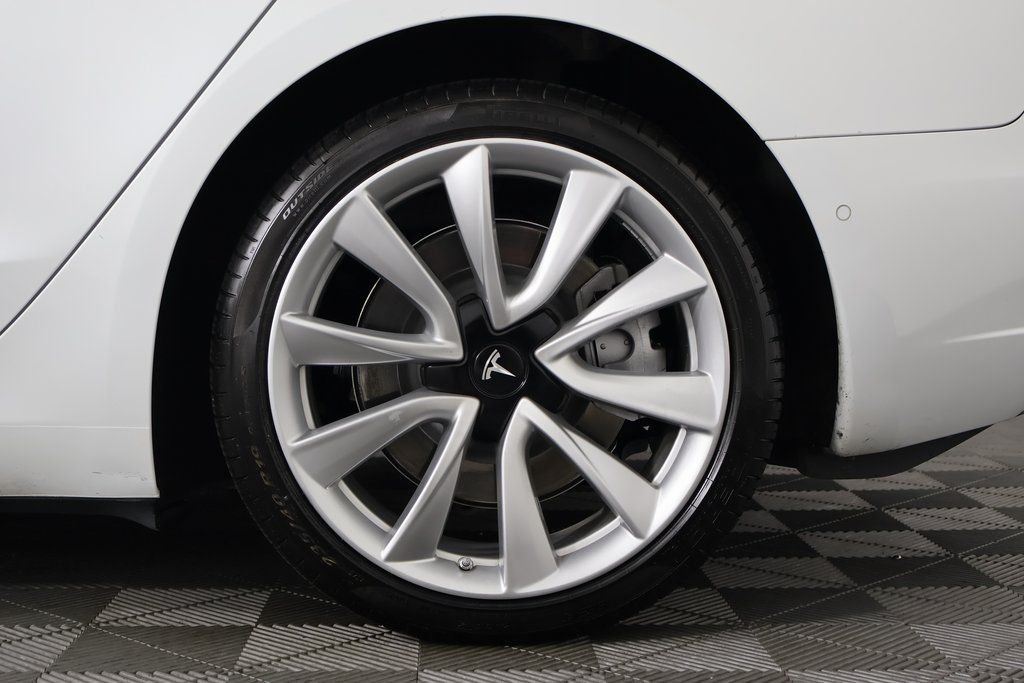 Used 2020 Pearl White Multi-Coat Tesla Standard image 16