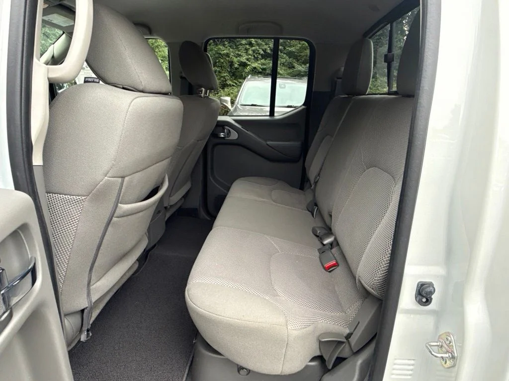 Used 2019 White Nissan SV image 11