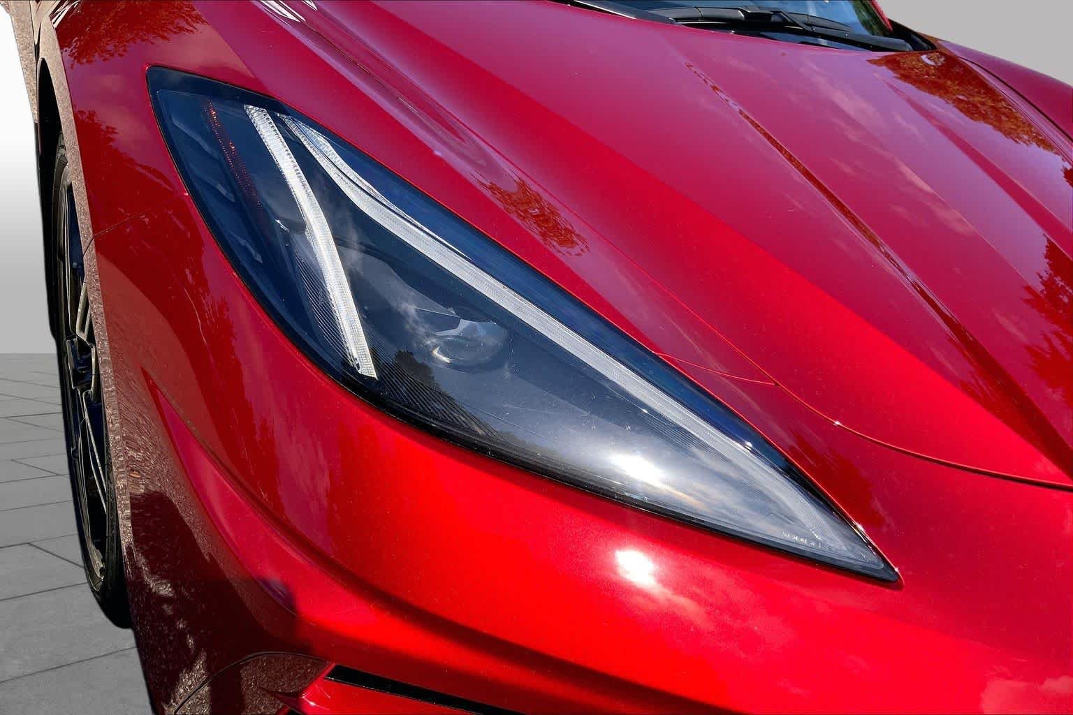 Used 2025 Red Mist Metallic Tintcoat Chevrolet 2LT image 27