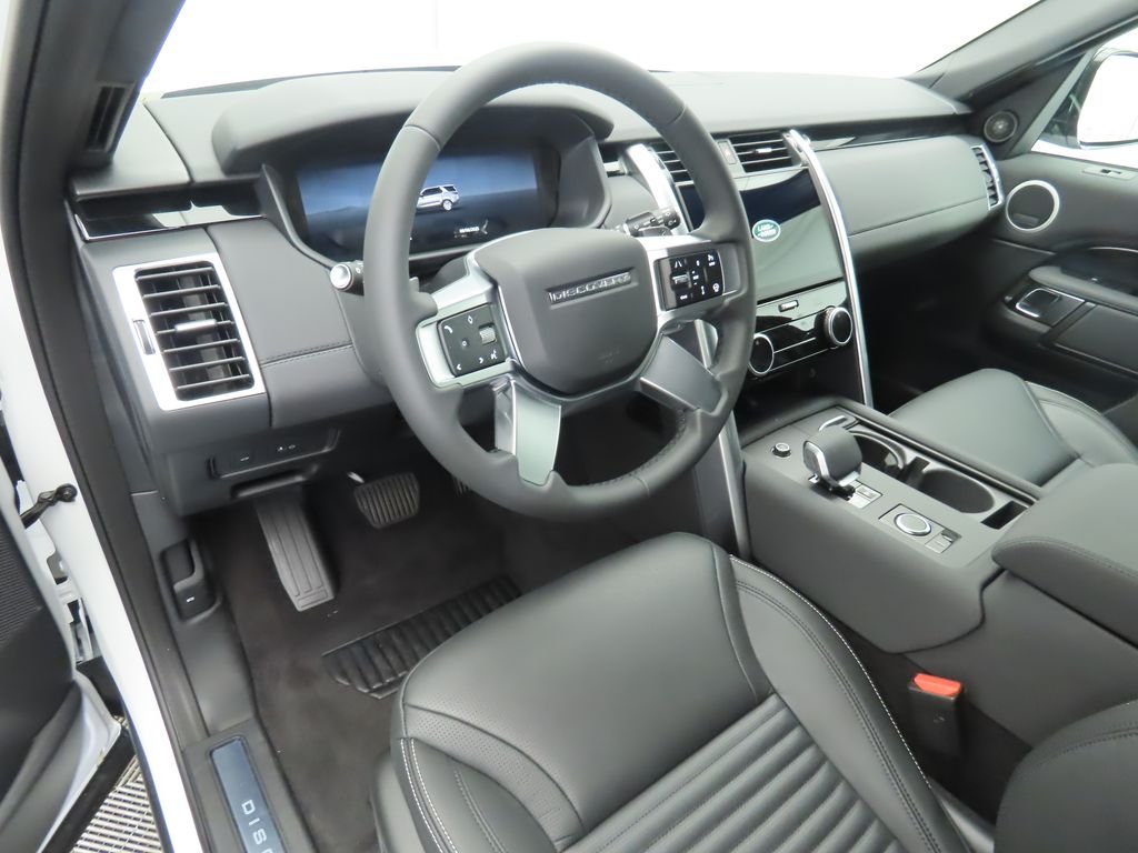 Used 2025 Fuji White Land Rover S image 10