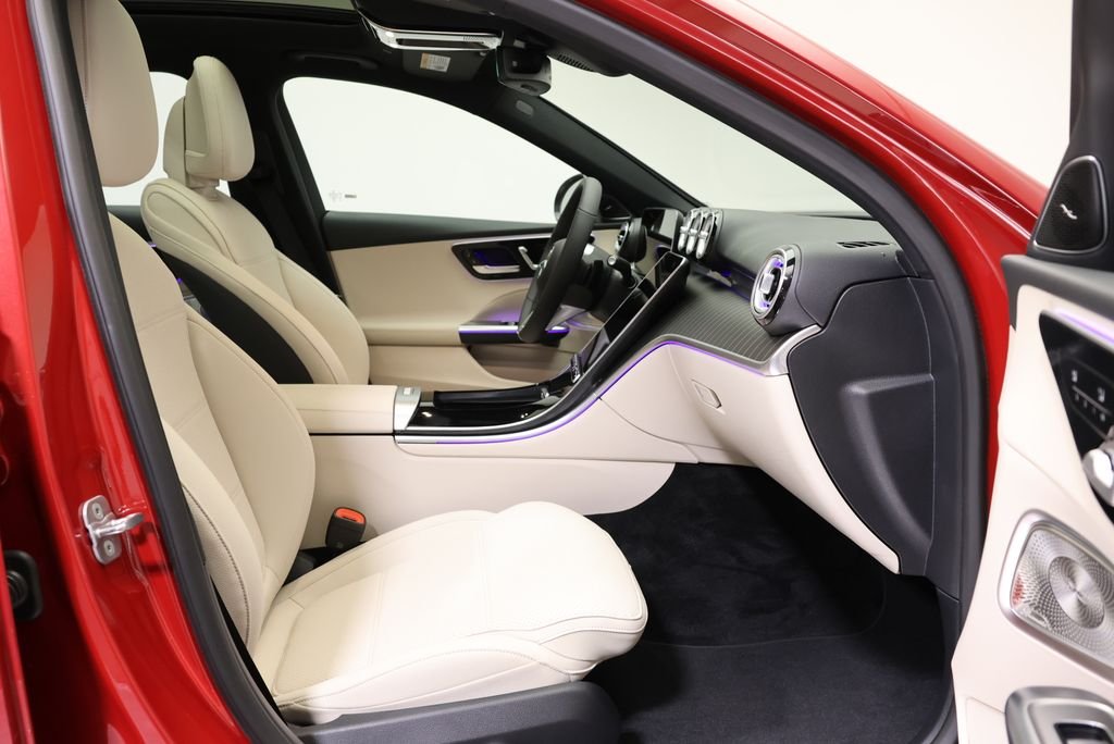 New 2026 MANUFAKTUR Patagonia Red Metallic Mercedes-Benz C 300 image 47