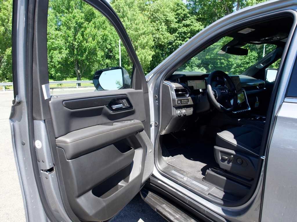 2026 GMC Yukon XL Elevation - Photo 9