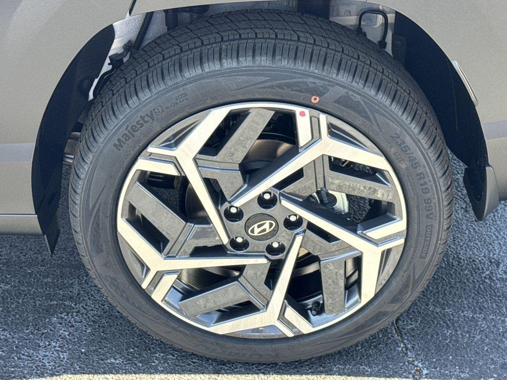New 2026 White Hyundai SEL Premium AWD image 19