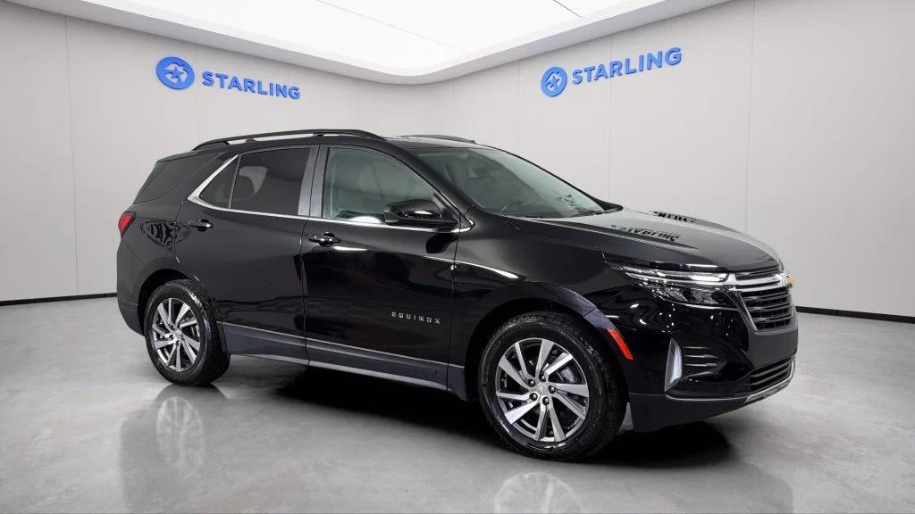 Used 2022 MOSAIC BLACK METALLIC Chevrolet LT image 13