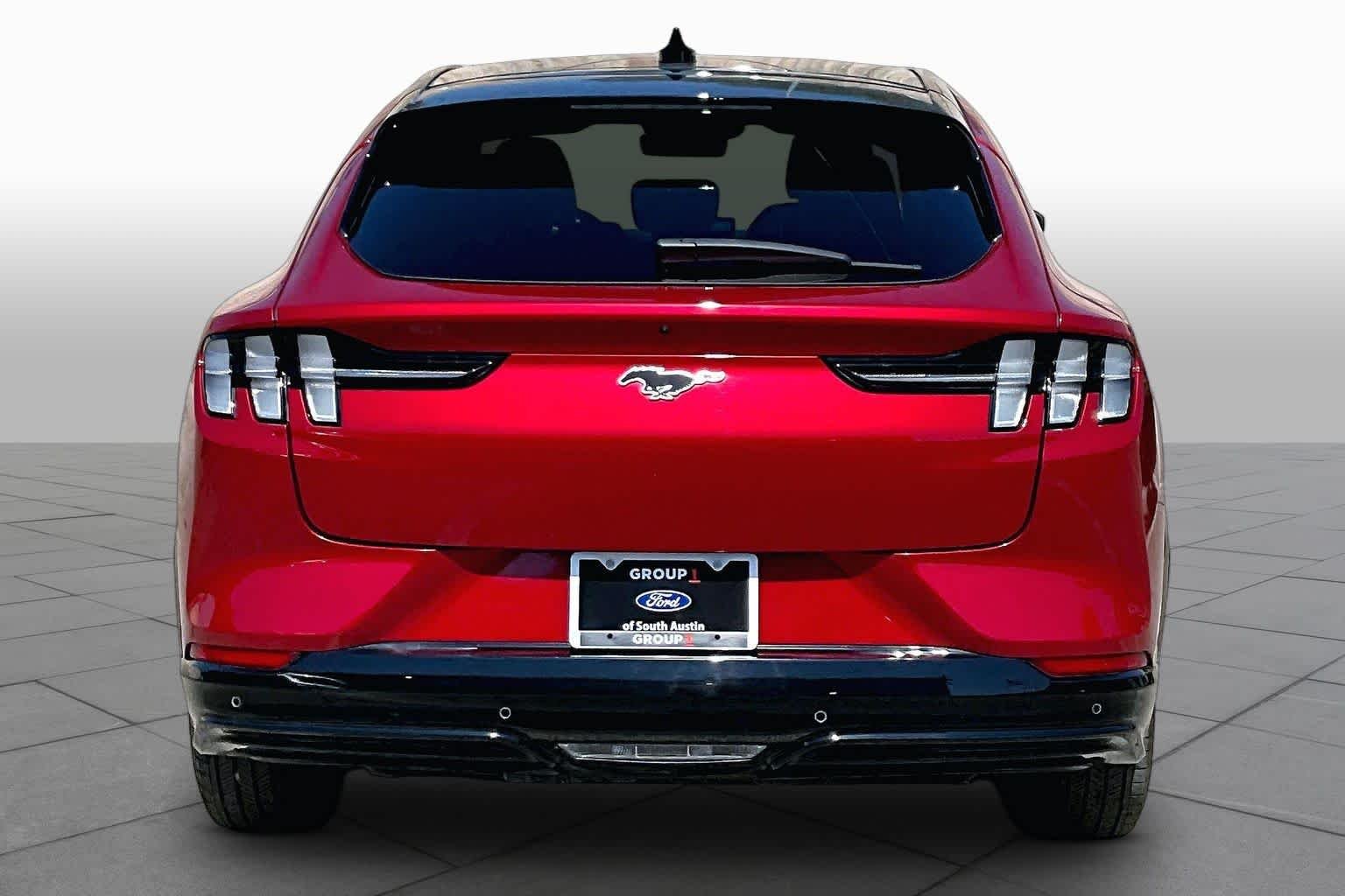 Certified Used 2023 Rapid Red Metallic Tinted Clearcoat Ford Premium image 7