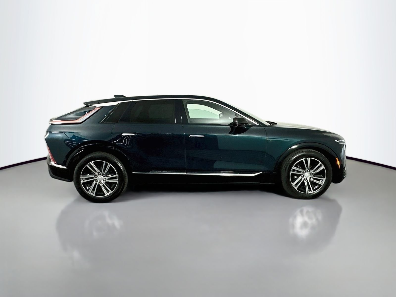 Used 2024 Emerald Lake Metallic Cadillac Luxury image 8