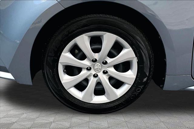 Certified Used 2022 CELESTITE GRAY ME. Toyota  image 11