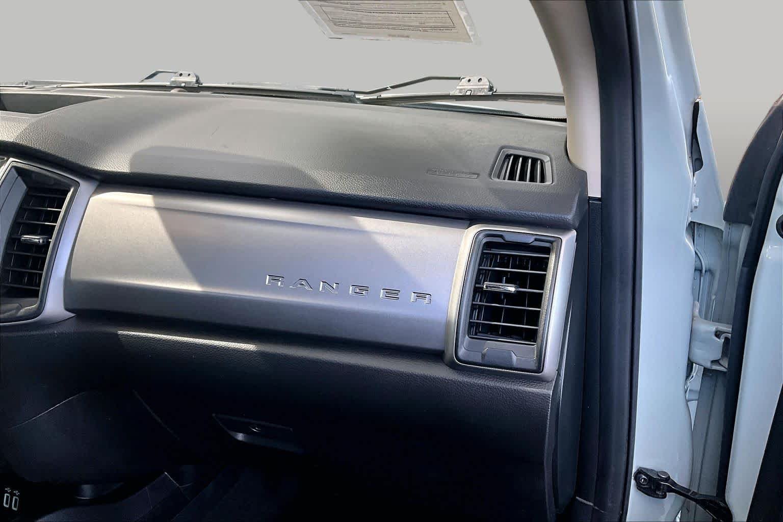 Used 2021 Cactus Gray Ford XL image 18