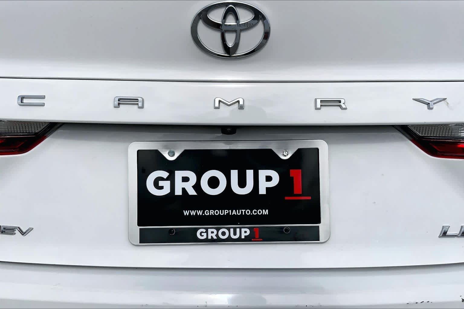 Used 2025 Ice Cap Toyota LE image 10