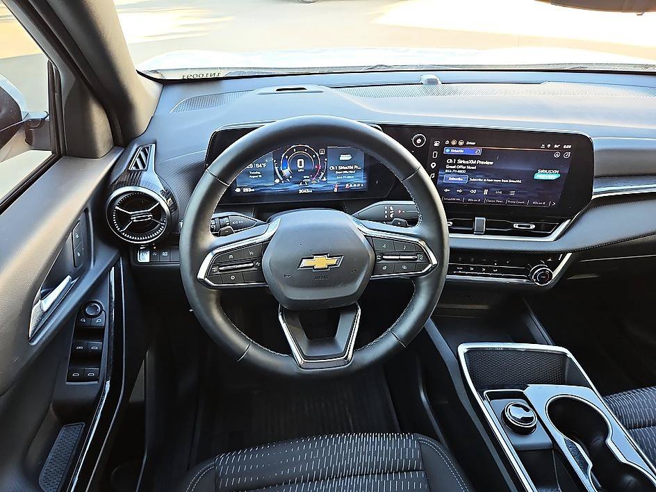 2026 Chevrolet Equinox LT - Photo 12