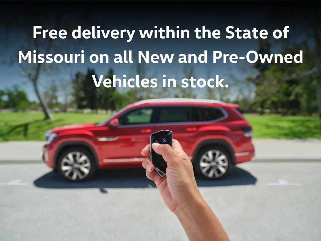 Used 2019 White Ford SE image 4