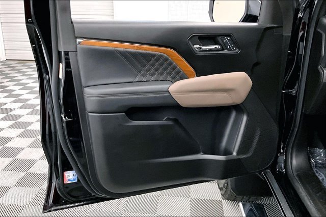 Used 2023 Onyx Black GMC Denali image 20