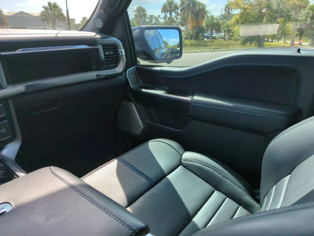 Used 2025 Agate Black Metallic Ford Platinum image 22