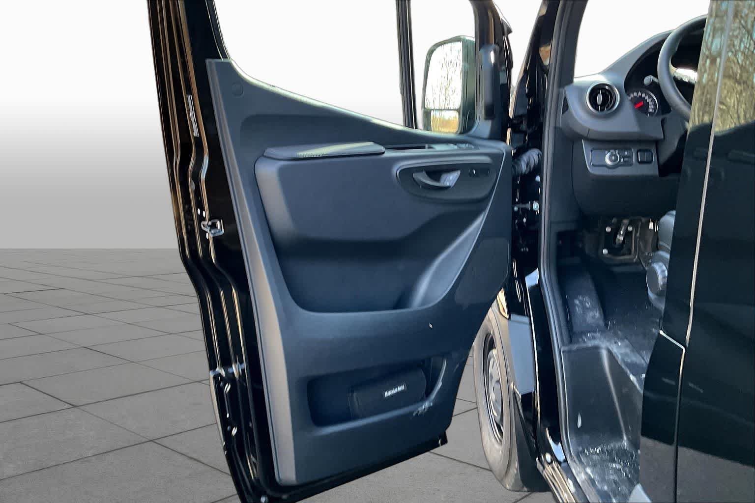 Used 2025 Jet Black Mercedes-Benz  image 12