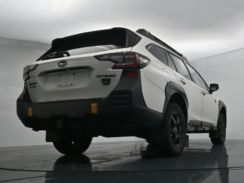 Used 2024 White Subaru Wilderness image 21