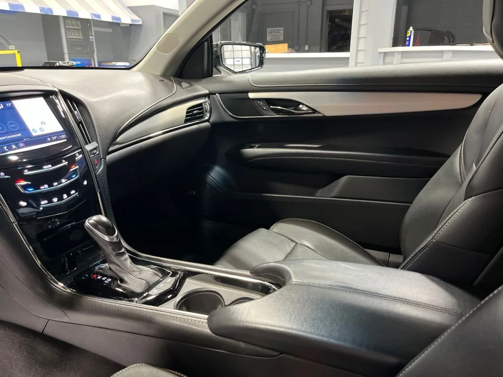 Used 2018 Black Metallic Cadillac 2.0L Turbo Luxury image 14