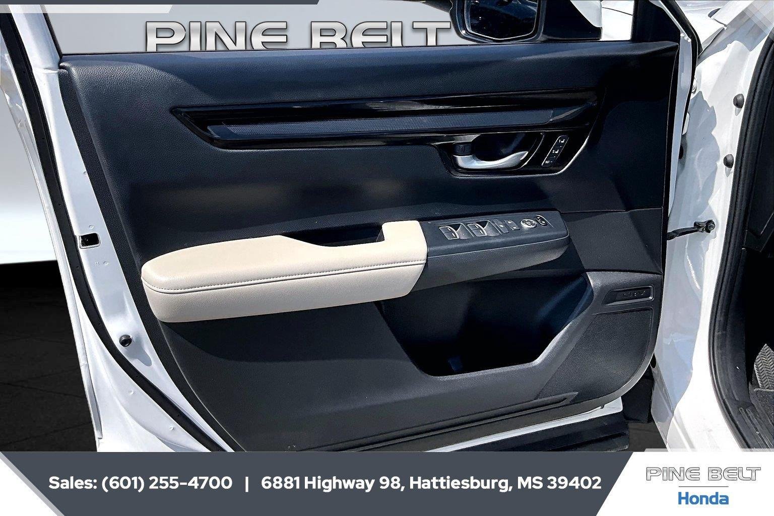 Used 2024 Platinum White Pearl Honda EX-L image 17
