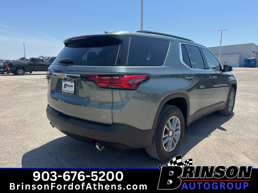 Used 2022 Silver Sage Metallic Chevrolet LT Cloth image 5