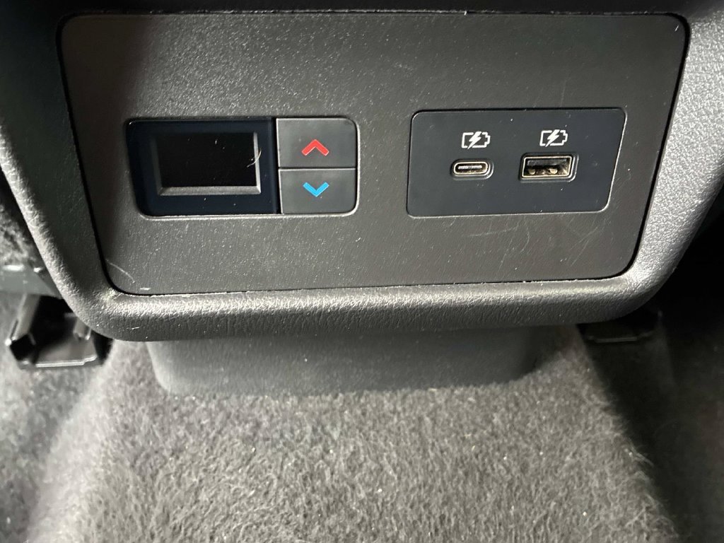 Used 2023 Black Nissan SL image 17