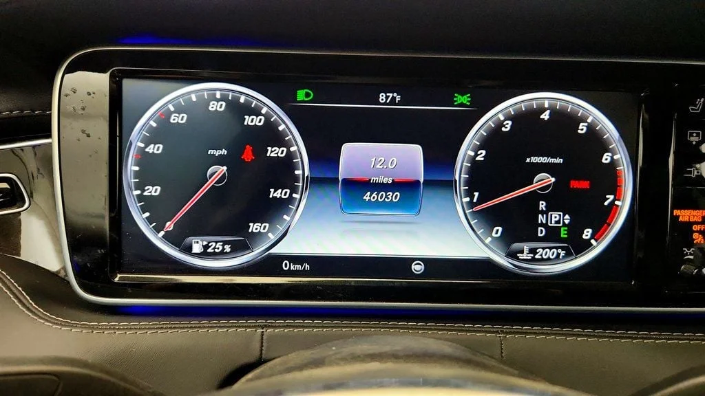 Used 2016 designo Diamond White Metallic Mercedes-Benz 2dr Coupe S 550 4MATIC® w/ Sport Pkg & Premium 1 Pkg image 14