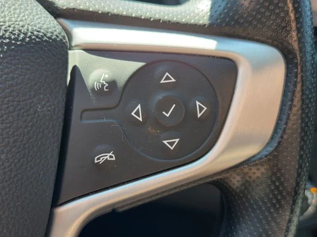 Used 2023 White GMC SLE image 20