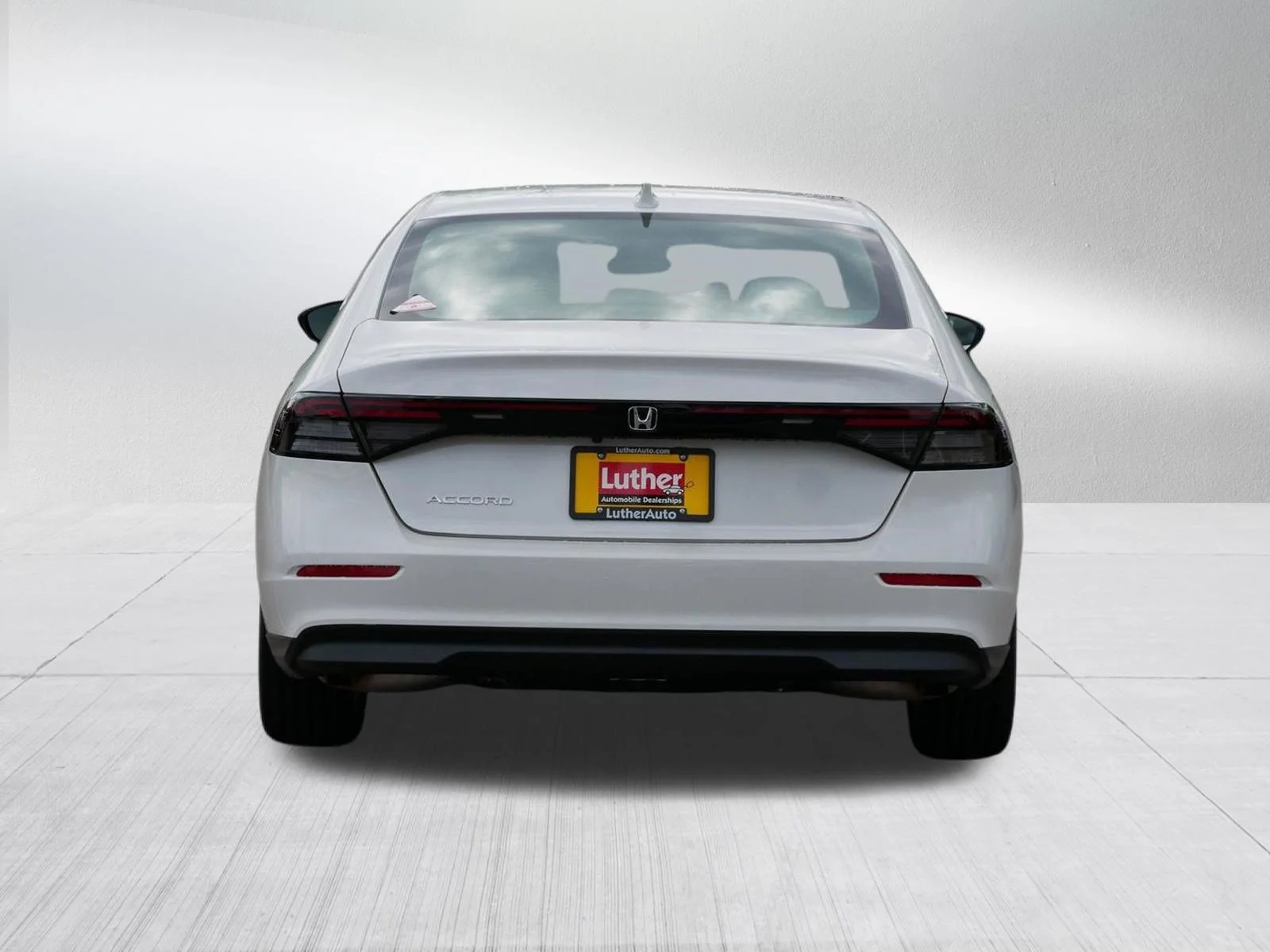 New 2026 Platinum White Pearl Honda LX image 6