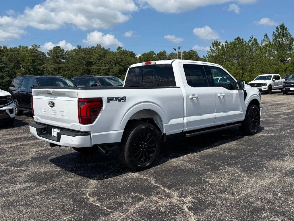 New 2026 Oxford White Ford Lariat® image 20