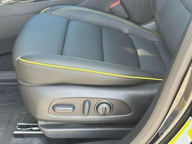 New 2026 Mosaic Black Metallic Chevrolet ACTIV image 11