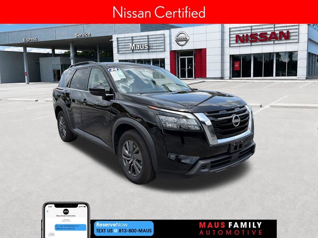 2024 Nissan Pathfinder SV