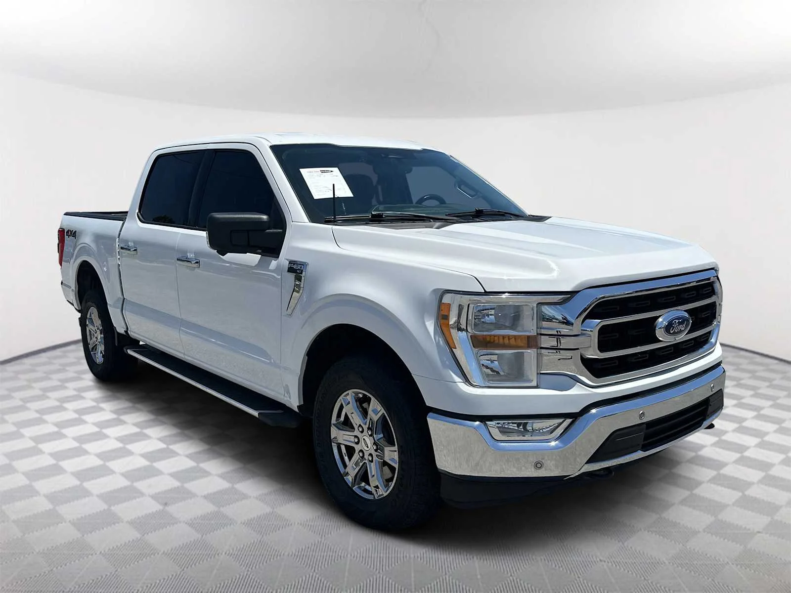 2023 Ford F-150 XLT 4x4 SuperCrew 5-1/2 Box's photo