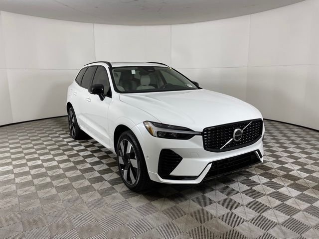 Certified 2024 Volvo XC60 Plus with VIN YV4H60DL6R1878106 for sale in Phoenix, AZ