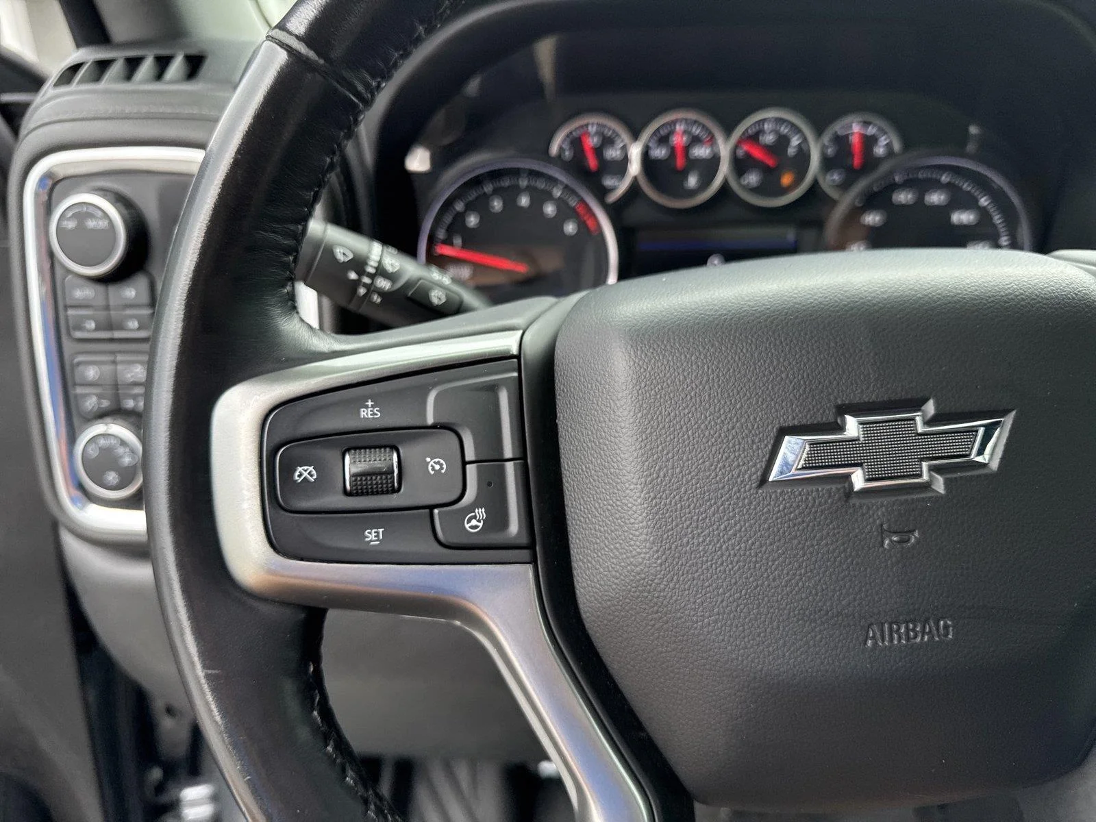 Used 2021 SATIN STEEL METALLIC Chevrolet RST image 20