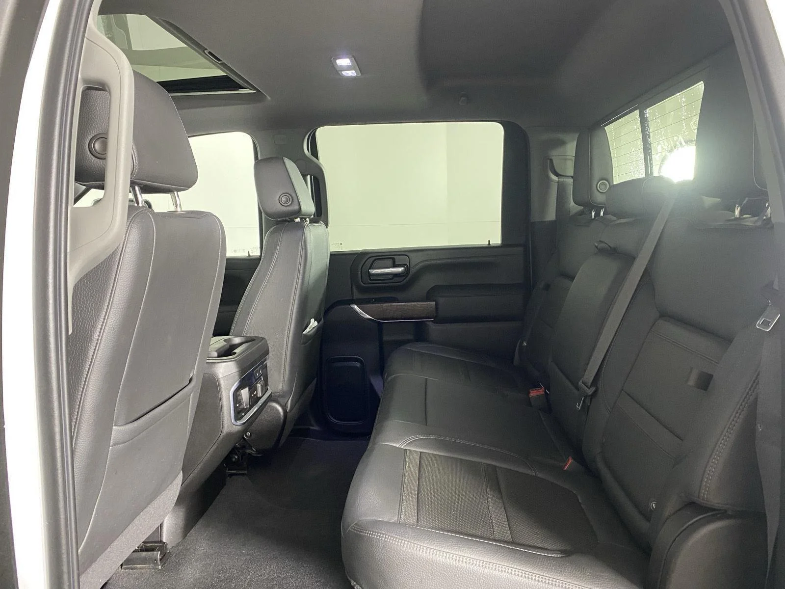Used 2021 Summit White GMC Denali image 26