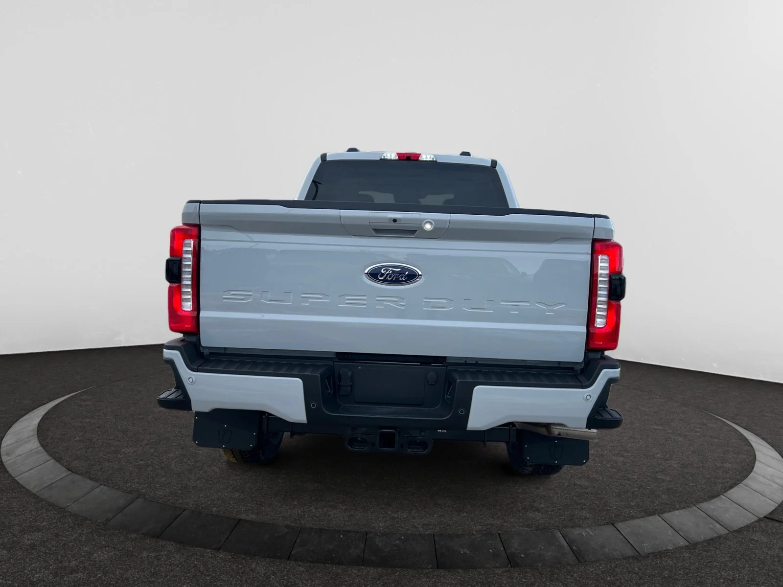 New 2026 Avalanche Ford XLT image 4