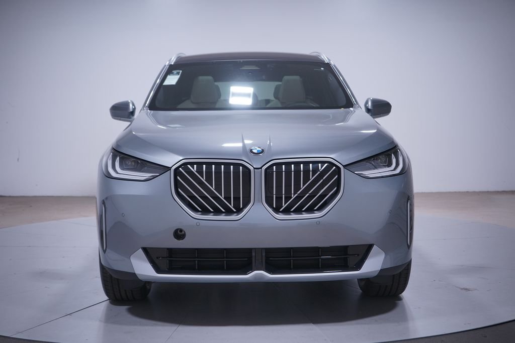 New 2026 Gray Metallic BMW 30 xDrive image 4