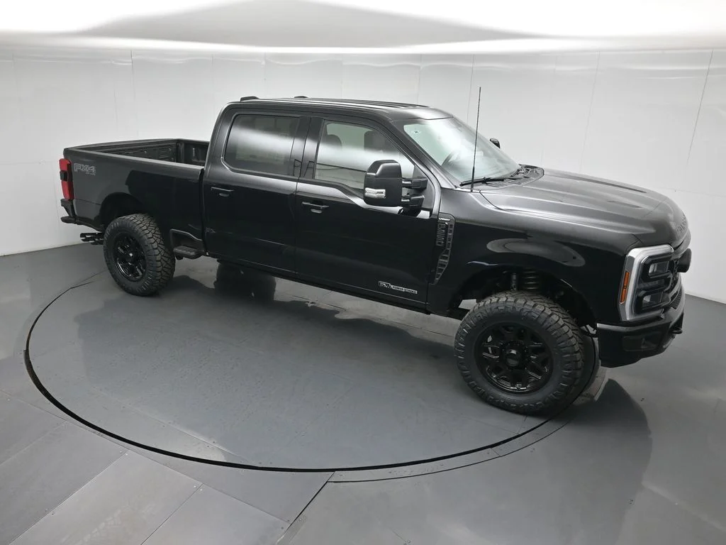 New 2026 Agate Black Metallic Ford Lariat image 38