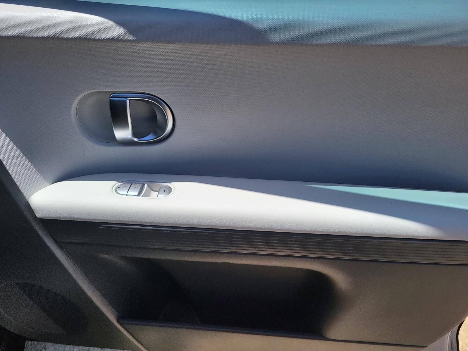 Certified Used 2024 Cyber Gray Hyundai SE image 6