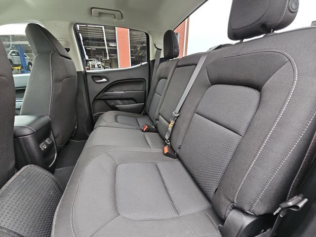 Used 2022 Summit White Chevrolet LT image 27