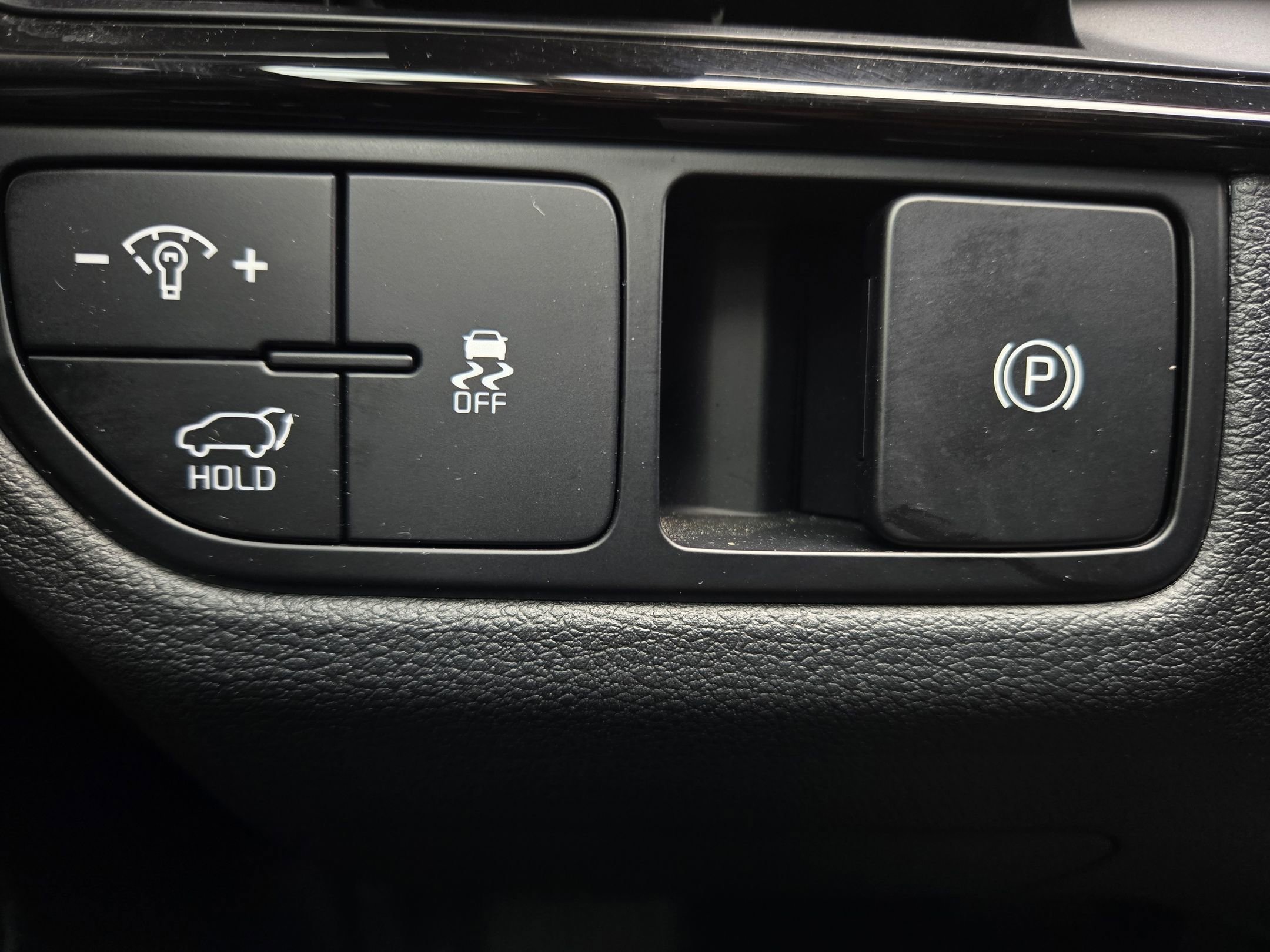 Used 2026 Ebony Black Kia SX image 27