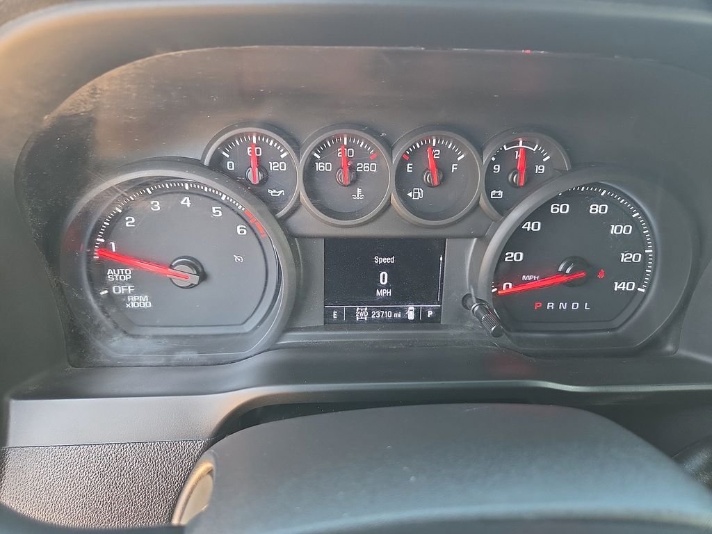 Used 2025 White Chevrolet Custom Trail Boss image 22