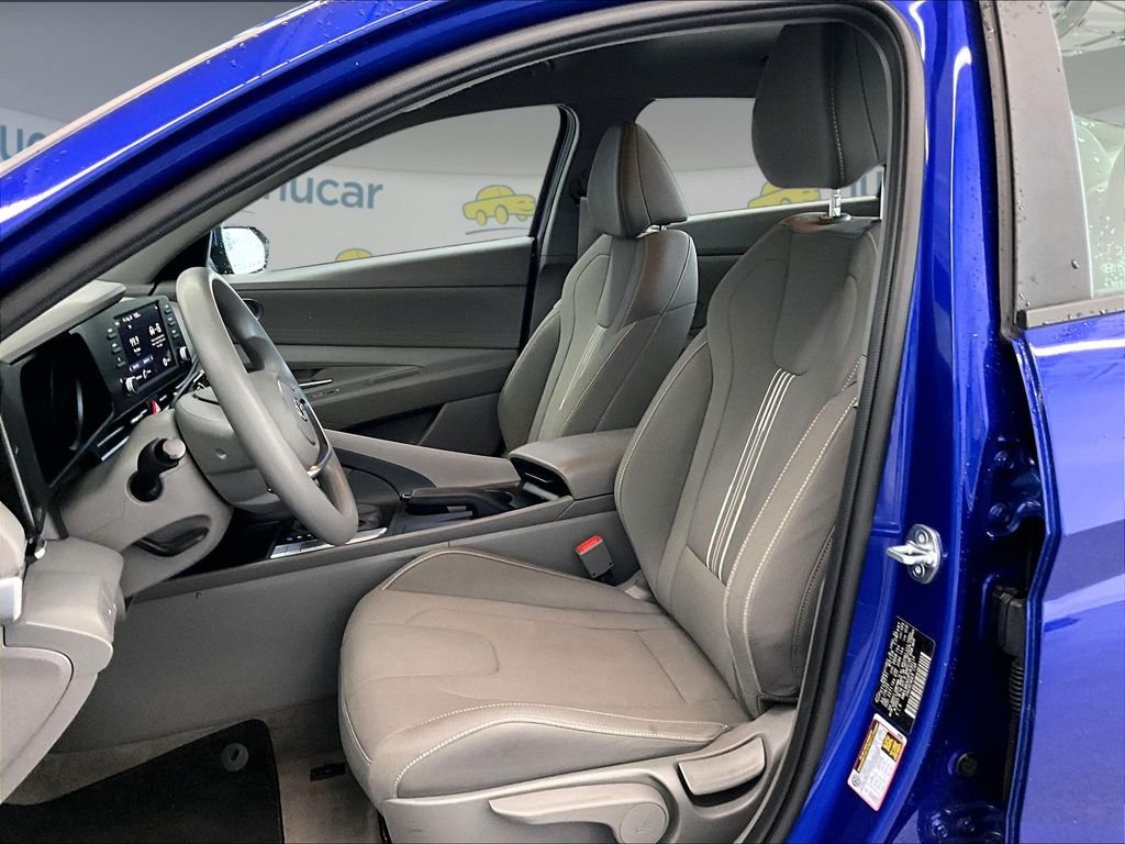 Used 2023 Blue Hyundai SEL image 10