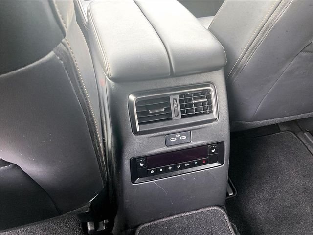 Used 2024 White Mazda 3.3 Turbo Premium Plus image 30