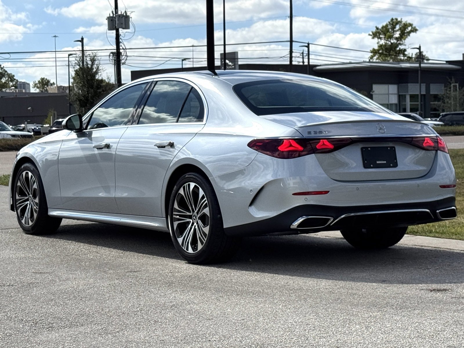 New 2026 Cirrus Silver Metallic Mercedes-Benz E 350 image 27